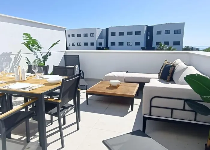 Apartamento Casa Esquina